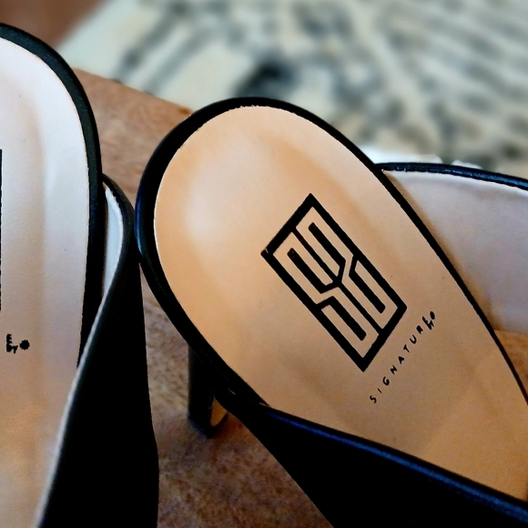 SS By Signature* BLACK SLIDE IN STILETTO - Picture 6 of 8